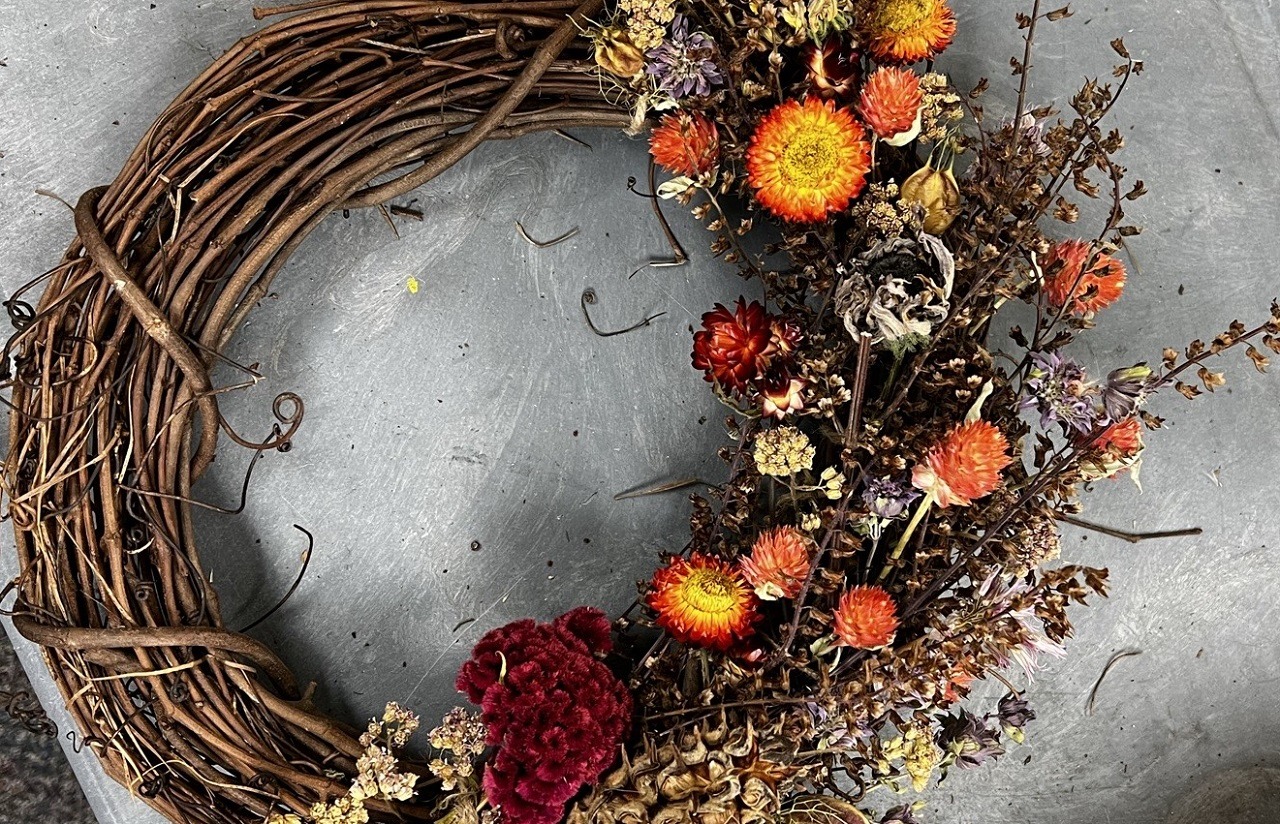 Locally-Grown Dried Flower Fall Wreath Workshop